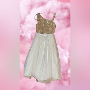 Beautiful Dress for 10 year old girls!💛